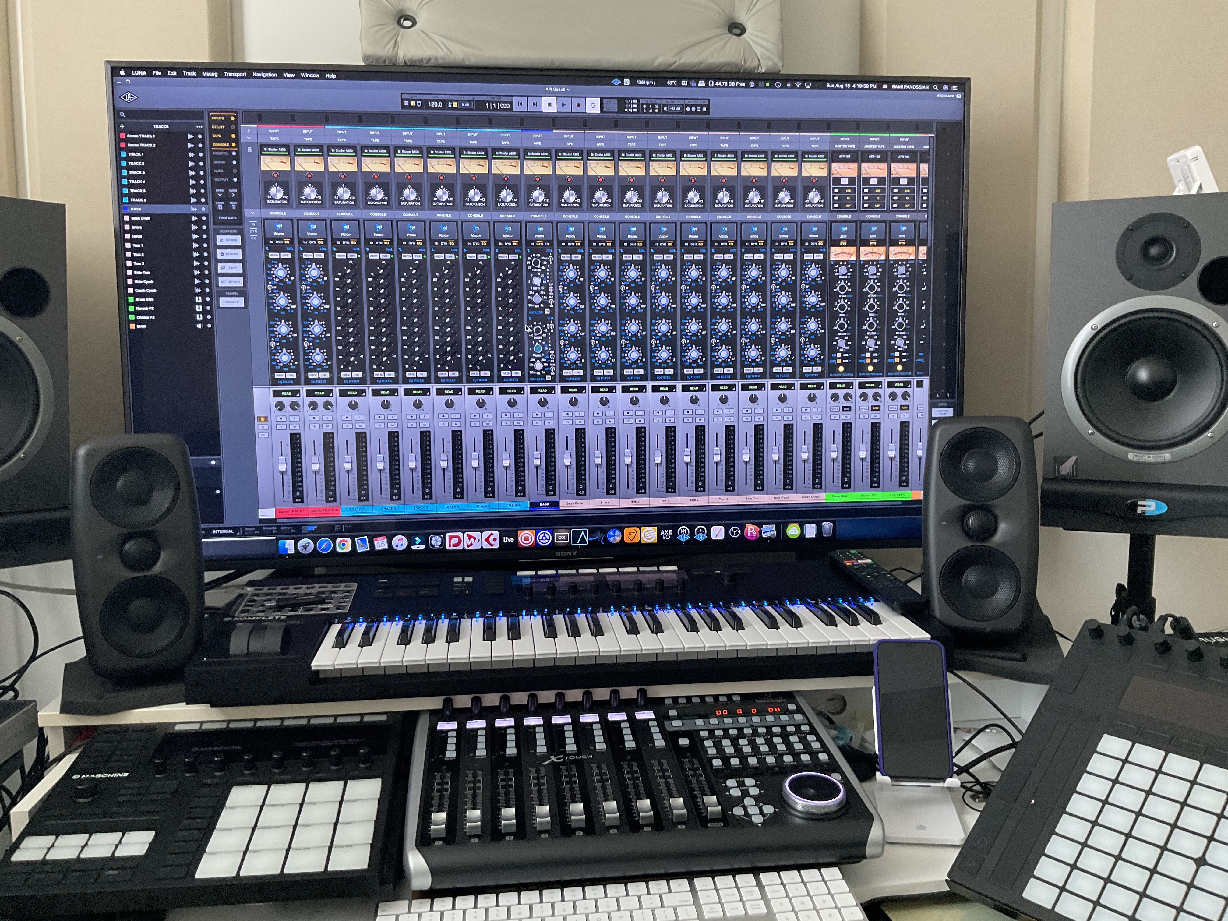 Guitar Musicians music production studio